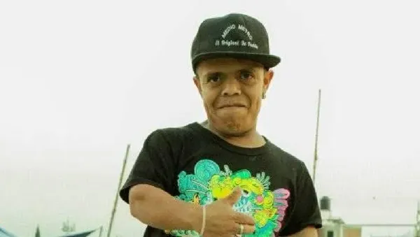 Francisco Paco Sánchez, conocido como el Medio Metro original y quien aparecía en bailes con Sonido Pirata, fue hallado sin vida este 20 de octubre en Puebla.
