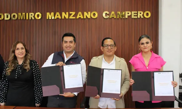 Autoridades de la SEPH, Cobaeh y representantes legislativos formalizan la firma de comodato del terreno de 4 mil 400 m² destinado a la construcción del CEMSaD Progreso de Obregón.