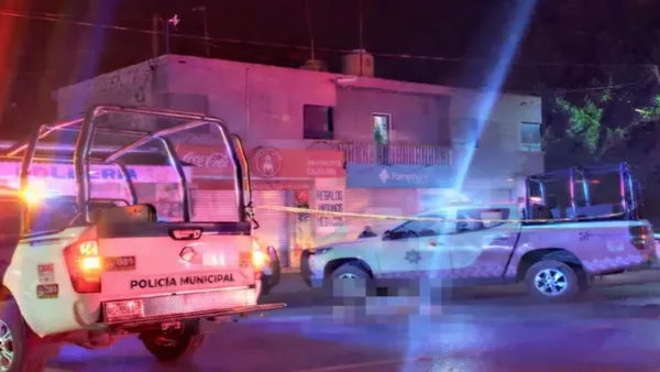 Patrullas y zona acordonada por accidente vial.