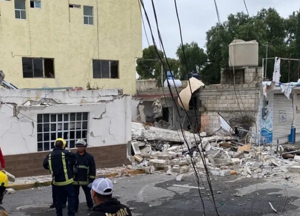 vivienda destruida tras explosión en El Tezontle, Pachuca