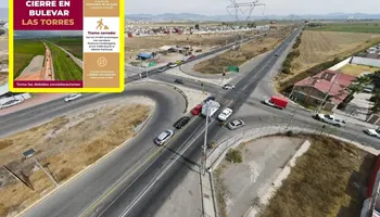 Cierre de un sentido del Bulevar Las Torres en Pachuca por obras; tránsito habilitado en doble sentido.