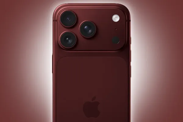Render conceptual del iPhone 18 Pro Max y el iPhone Fold plegado.