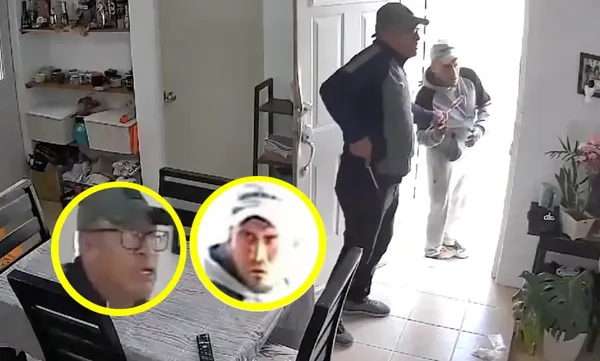 Cámaras de seguridad captaron el momento en que los dos sujetos forzaron la entrada de una vivienda en la colonia Benito Juárez, en Mineral del Chico, Hidalgo.
