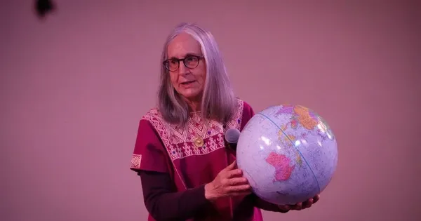 Julieta Fierro astrónoma mexicana muere a los 77 años, referente de la UNAM y la divulgación científica.