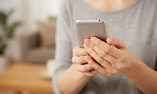 Los usuarios con líneas suspendidas pueden realizar su registro en línea o en Centros de Atención a Clientes de la compañía de telefonía a la que pertenecen, sin costo alguno.