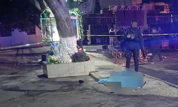 El baile sonidero realizado la noche de este domingo 14 de diciembre en el fraccionamiento Nuevo Hidalgo terminó con el fallecimiento de una persona, por causas naturales.