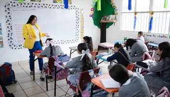 Estudiantes y docentes de educación básica en Hidalgo participan en los Ejercicios Integradores del Aprendizaje (EIA) impulsados por la SEPH durante el ciclo escolar 2025–2026.