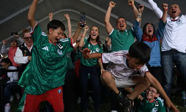 La presidenta Claudia Sheinbaum celebró el debut y triunfo de México en el Mundial 2026 en el Deportivo Hermanos Galeana, en la alcaldía Gustavo A. Madero.