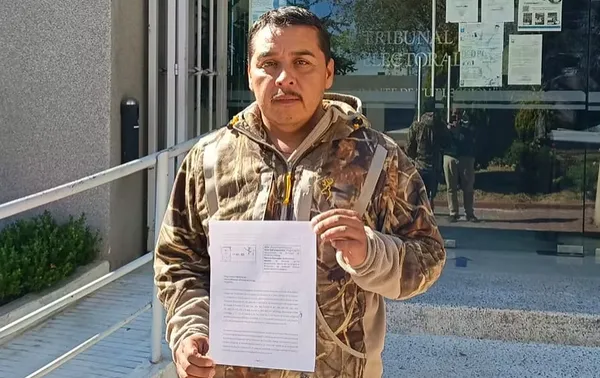 Silvestre García Márquez, alcalde suplente de Miguel Bahena Solórzano, acudió ante el Tribunal Electoral de Hidalgo para denunciar su caso.