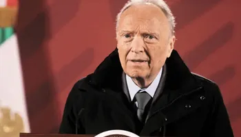 Renuncia de Alejandro Gertz Manero y revisión de escándalos en su periodo.