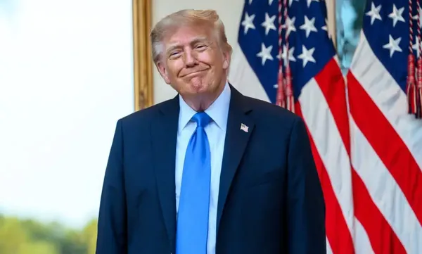 El presidente de EE. UU., Donald Trump, abordó la relación comercial con México y el T-MEC durante un encuentro con medios en el Despacho Oval.
