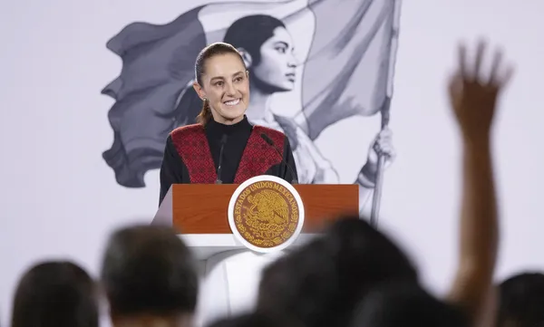 La presidenta Claudia Sheinbaum anunció el decreto que obligará a las plataformas digitales a retirar contenidos de odio y abuso para proteger a la niñez en México.