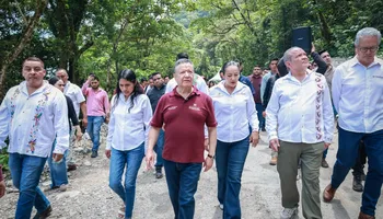 Julio Menchaca Salazar inicia gira por municipios afectados por la vaguada monzónica en Hidalgo