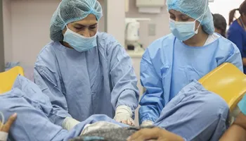 Muere tras dar a luz en clínica del IMSS: su familia exige justicia