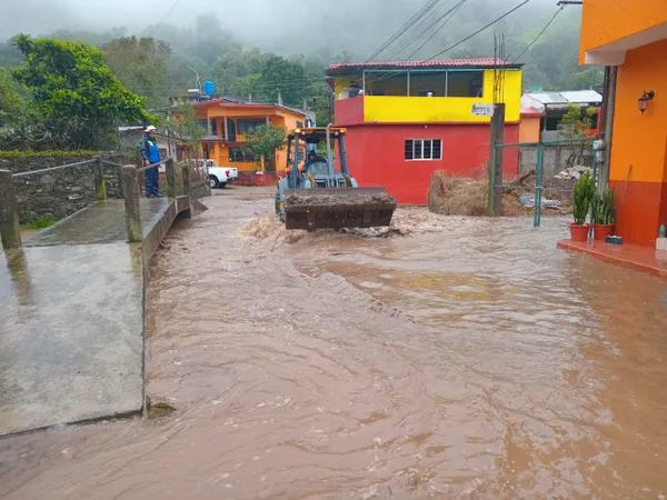 El norte de Hidalgo, específicamente la región Otomí–Tepehua es la más afectada tras el temporal que provocó lluvias por más de 60 horas.
