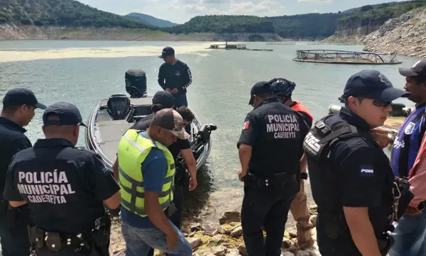 orporaciones de auxilio de Hidalgo y Querétaro reanudaron las complejas labores de rescate en la presa Zimapán, cuyas profundidades alcanzan hasta los 200 metros. Foto: Protección Civil Cadereyta Querétaro