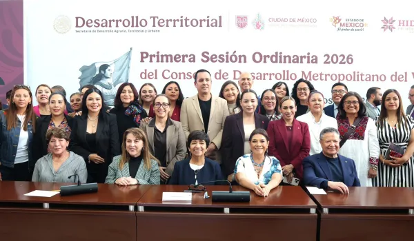 Firma del convenio del Consejo de Desarrollo Metropolitano del Valle de México en el AIFA