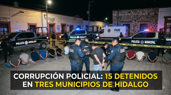 Julio Menchaca Salazar durante conferencia sobre la lucha contra la corrupción policial en Hidalgo