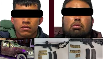 Elementos de la SSPH y del Mando Coordinado detuvieron a dos hombres tras una persecución en la Carretera Pachuca-Sahagún, a quienes aseguraron armas de uso exclusivo del Ejército y varios cartuchos útiles.