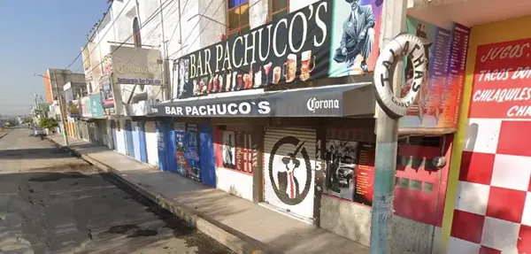 La víctima identificada como Ángel N, conocido como Gastuso, fue encontrado sin vida al interior del bar Pachucos.