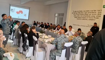 Tatiana Ángeles Moreno durante reunión con mandos de la Guardia Nacional.