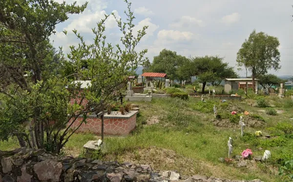 Ataque armado en panteón de Santiago Tlautla deja un muerto y una herida en Tepeji del Río, Hidalgo.