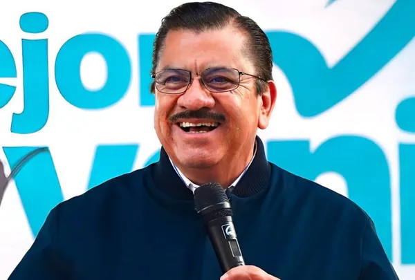 Sergio Hernández renuncia a la dirigencia estatal de Nueva Alianza Hidalgo tras logros electorales.