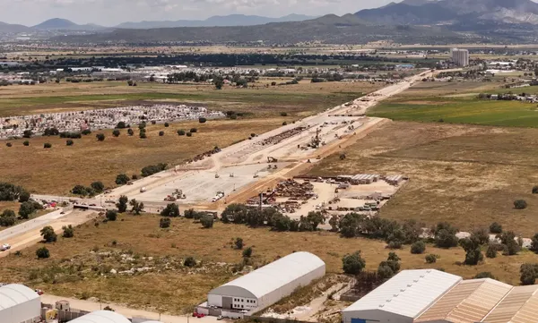 Miguel Ángel Tello Vargas, titular de la Uplaph, expuso los planes de integración entre las estaciones del Tren México-Pachuca, la red de transporte local y el programa Vivienda para el Bienestar en Hidalgo.