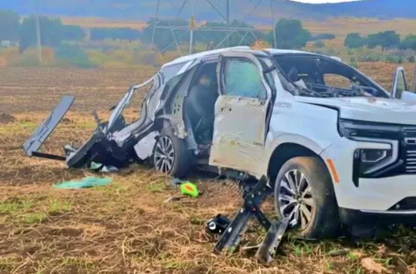 Camioneta blindada relacionada con la muerte del alcalde de Tepeapulco