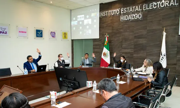 Magdalena González Escalona, presidenta del IEEH, confirmó la revisión de contratos por más de 330 MDP otorgados a empresas vinculadas con Guadalupe Taddei.