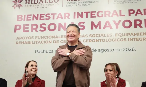 El gobernador Julio Menchaca entregó este viernes 7 de agosto ayudas sociales para personas adultas mayores y equipamiento de rehabilitación para centros gerontológicos en el Estado.