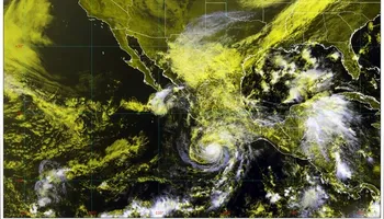 Huracán Trudy alcanza categoría 1: alerta por lluvias intensas y oleaje elevado en el Pacífico
