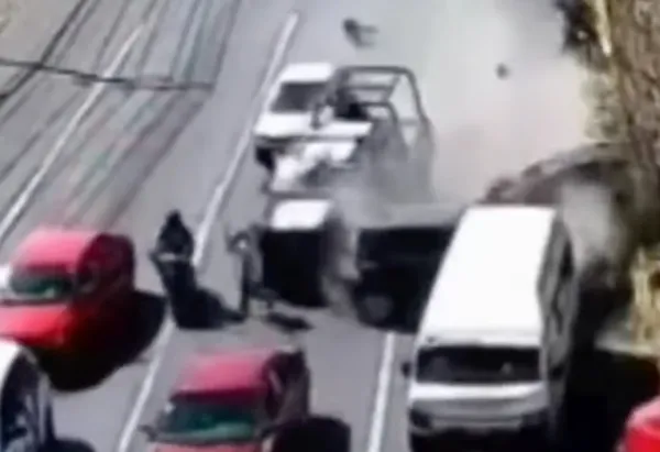 choque de patrulla en la México–Texcoco en Tecamachalco, Los Reyes La Paz