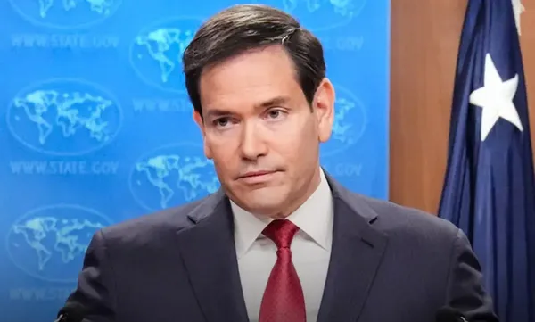 El secretario de Estado de EE. UU., Marco Rubio, quien recientemente realizó una gira por Colombia, Ecuador y Perú, donde abordó con gobiernos aliados el combate al narcotráfico y las sanciones a operadores judiciales.