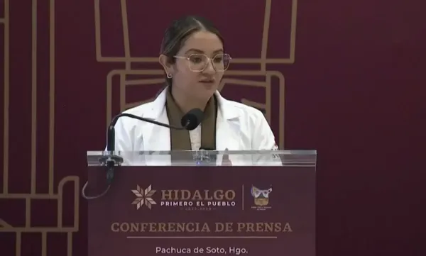 Vanesa Escalante Arroyo, titular de la Secretaría de Salud de Hidalgo, durante la conferencia de prensa donde se anunciaron las medidas epidemiológicas ante el gusano barrenador. Foto: Reporte Ágora