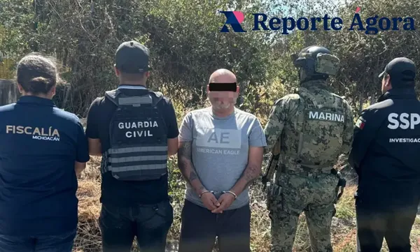 La Fiscalía de Michoacán detuvo a Alfredo N, de 47 años, primo hermano de una de las víctimas, como presunto responsable del homicidio de la familia intérprete de lengua de señas; de acuerdo con las investigaciones, una deuda habría sido el móvil del crimen. Foto: Fiscalía de Michoacán