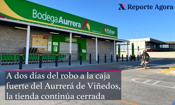 La madruga del lunes 26 de enero, fue saqueada la caja fuerte del Aurrera de Viñedos, en Zempoala; empleados reportaron que también se robaron varios celulares. Foto: Guadalupe Jiménez