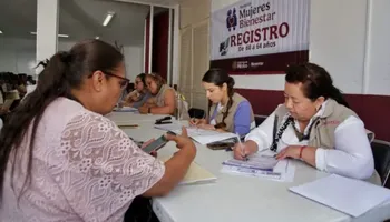 Del 18 al 21 de noviembre se realiza el primer pago para las mujeres de 60 a 64 años, recién inscritas en este programa de Bienestar.