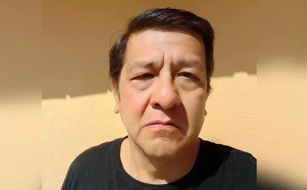 El periodista Juan Ricardo Montoya Benítez, de 55 años, corresponsal en Hidalgo del diario La Jornada, perdió la vida durante una cobertura períodistica en Chapula, Tianguistengo.