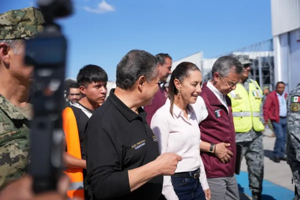 Claudia Sheinbaum descarta reubicaciones forzadas y confirma censo en comunidades afectadas de Hidalgo.