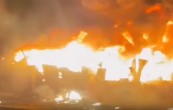 Incendio de tractocamión provoca cierre total del Arco Norte en el tramo Tula–Atlacomulco