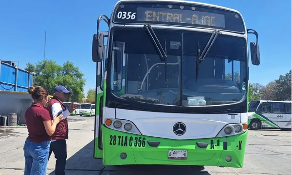 Nuevas unidades del sistema Tuzobús inician operaciones en la zona metropolitana de Pachuca tras el anuncio de que el Gobierno de Hidalgo asumirá el control total del servicio a partir de julio. Foto: Semot