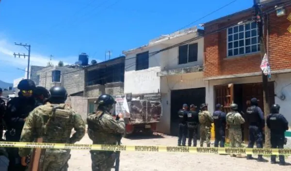 Operativo en Ecatepec rescata a personas secuestradas y asegura armas y vehículos