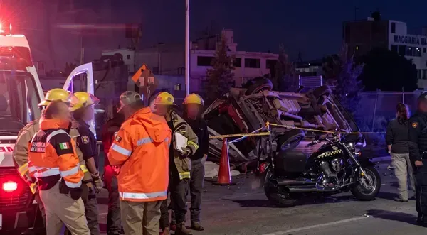 La Semoth confirmó la revocación de la concesión a la combi de la ruta Tilcuautla–Plaza Juárez, accidentada en el bulevar Minero, tras operar sin seguro vigente.