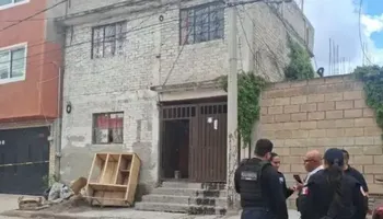 La Fiscalía del Estado de México aseguró la vivienda donde fue localizado el cuerpo de Fernando, en el municipio Los Reyes La Paz. Foto: Especial