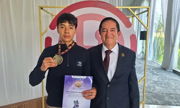 Emanuel San Juan, alumno del Conalep Tulancingo, representará a Hidalgo en la Olimpiada Mexicana de Informática 2026.